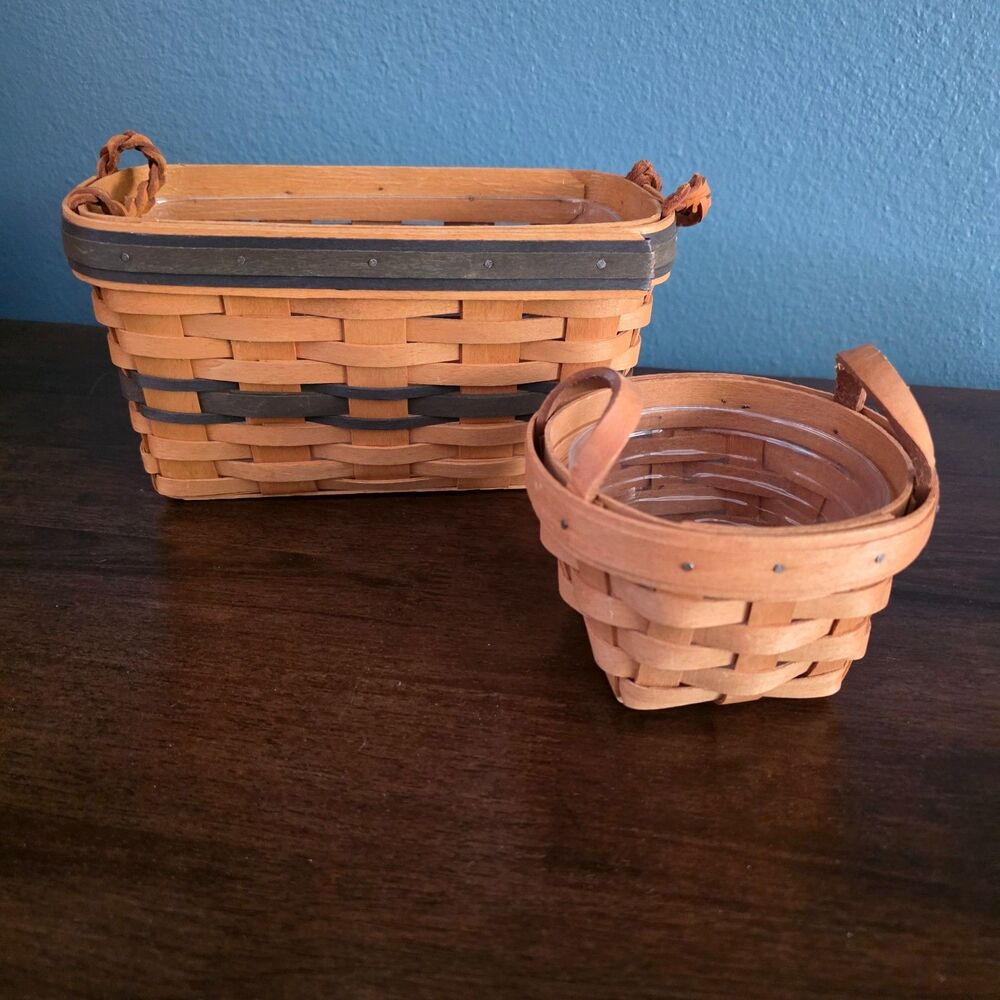 Longaberger Collectors Club 1997 Welcome Home Basket + Protector + 95 Mini round